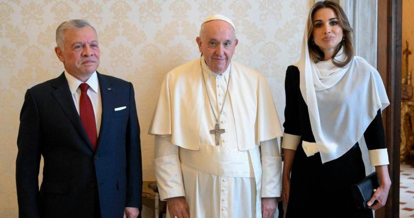Médio Oriente: Papa reúne-se com rei da Jordânia no Vaticano