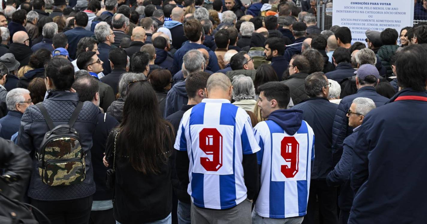 FC Porto: Milhares de sócios na abertura de portas do ato eleitoral