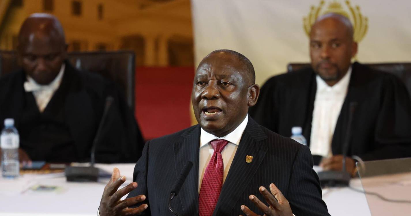 Presidente da África do Sul destaca crescimento económico em 30 anos de democracia