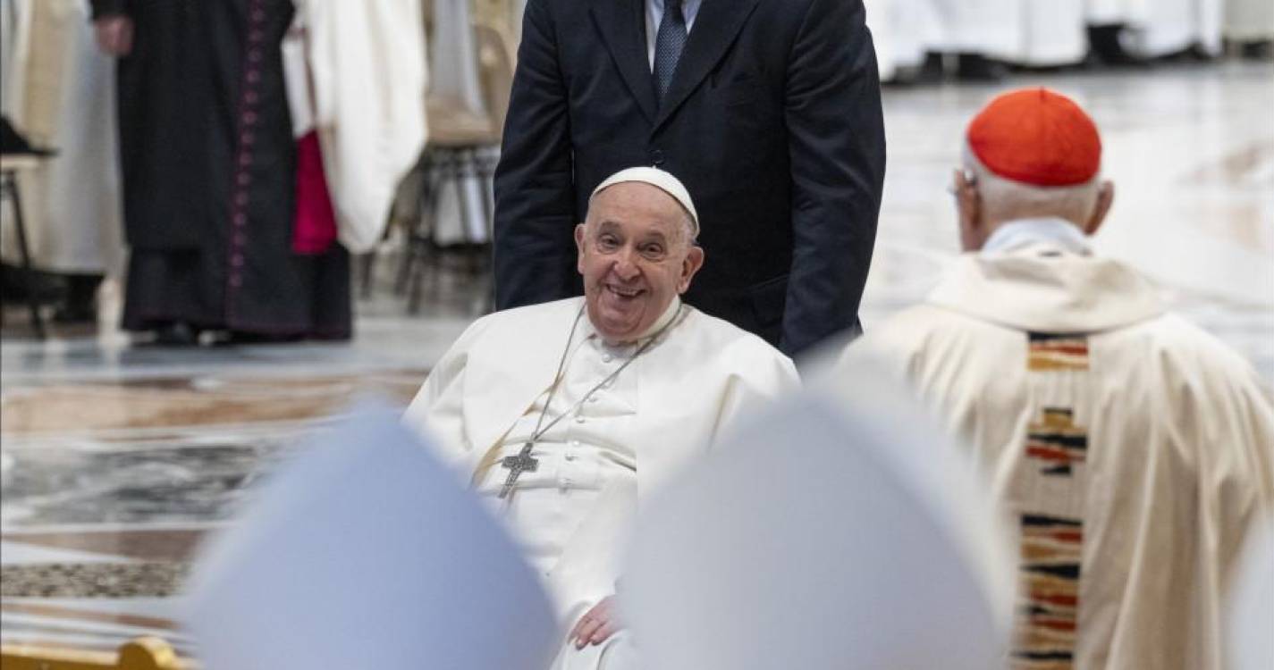 Papa reflete na Via Sacra sobre a guerra e a violência contra as mulheres