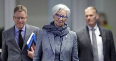 Christine Lagarde chegando à conferência de imprensa sobre a reunião do Conselho de Governação do Banco Central Europeu.
