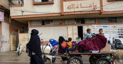 Em Rafah, no sul da Faixa de Gaza e junto à fronteira com o Egito, estão refugiados cerca de milhão e meio de civis.
