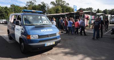 Polícia fez nova operação na feira do Santo da Serra