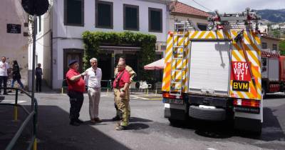 Incêndio na rua das Mercês: Junta de Freguesia de São Pedro em contatos para realojar 20 pessoas