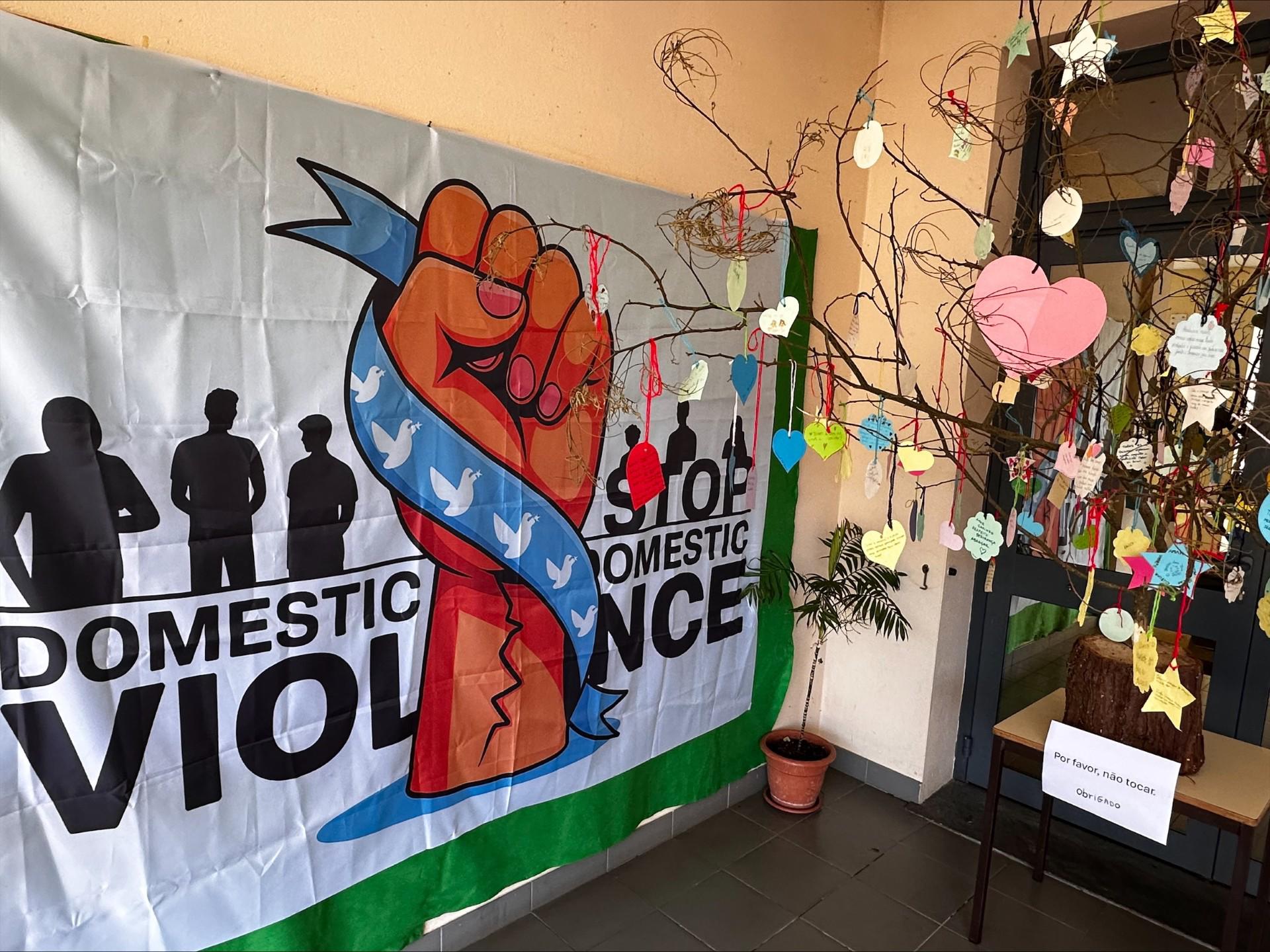 Escola básica de Machico teve um mês de abril ativo na Prevenção dos Maus-Tratos na Infância(com fotos)