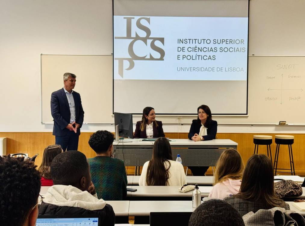 Élia Ascensão participa em aula no ISCSP