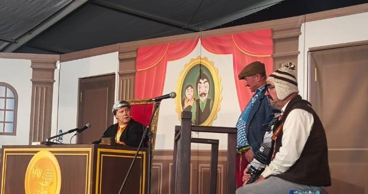 Compadres julgados por vender produtos sem licença, inspetor vai preparar sopa com legumes apreendidos (com fotos)