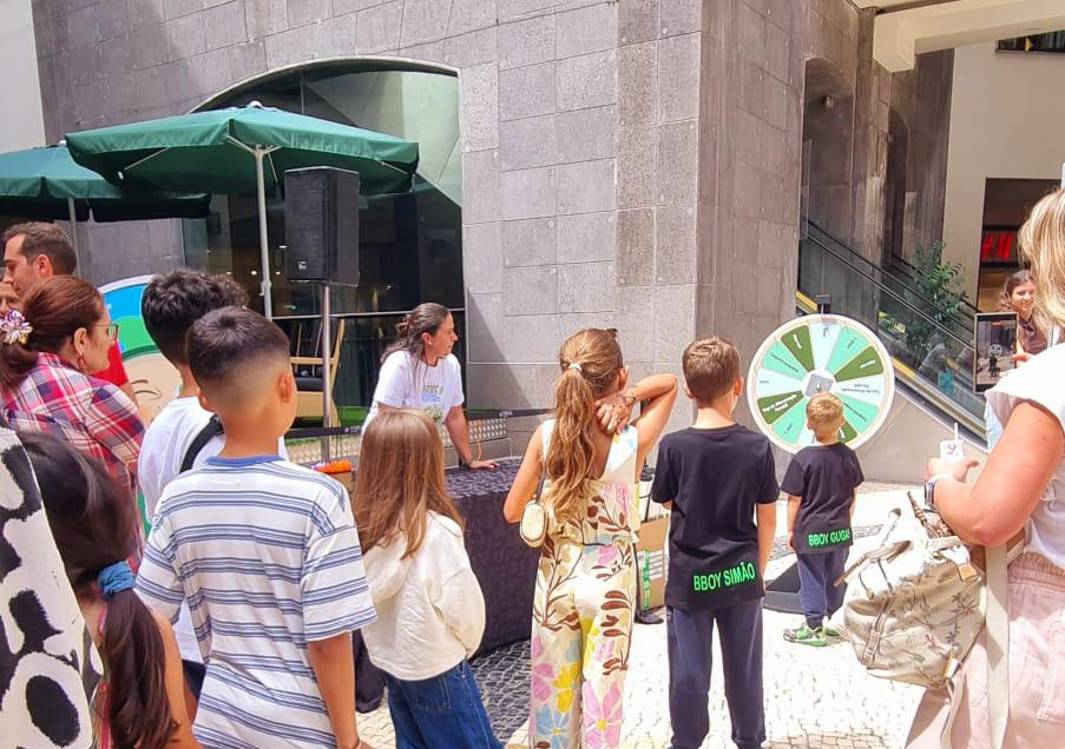 Funchal promove a adoção responsável e levou a Causa Animal ao Fórum Madeira