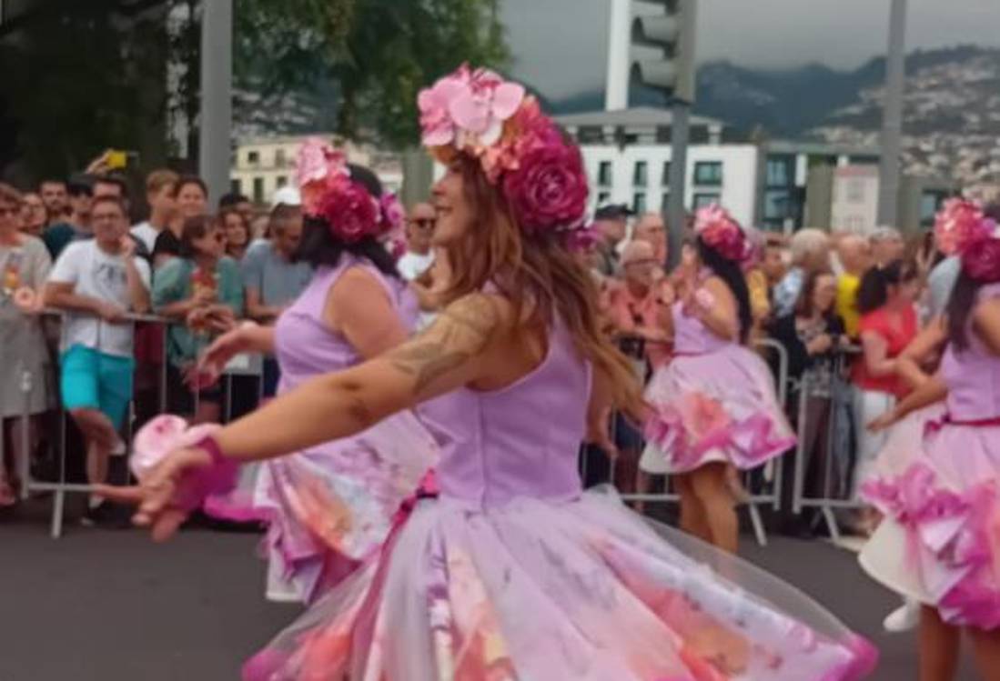 Mónica Freitas é figurante na trupe FT fitness