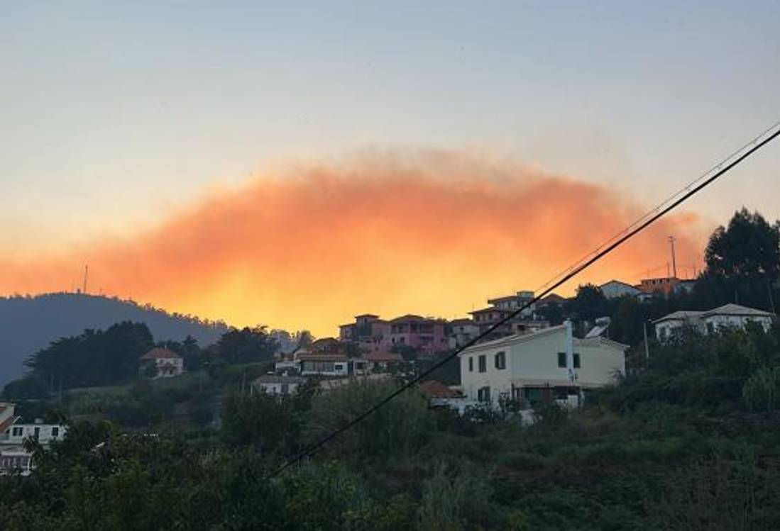 Proteção Civil confirma que incêndio chegou ao Jardim da Serra