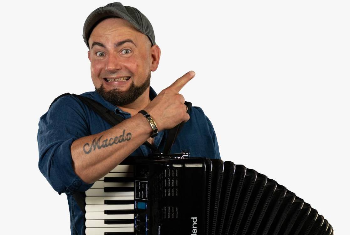 Ernesto Macedo regressa à Semana do Mar no segundo dia do cartaz