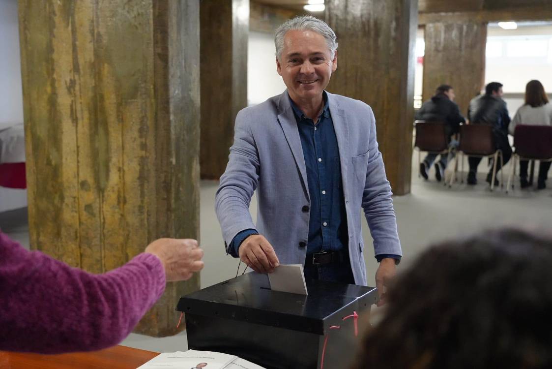 Élvio Sousa pede participação nas eleições