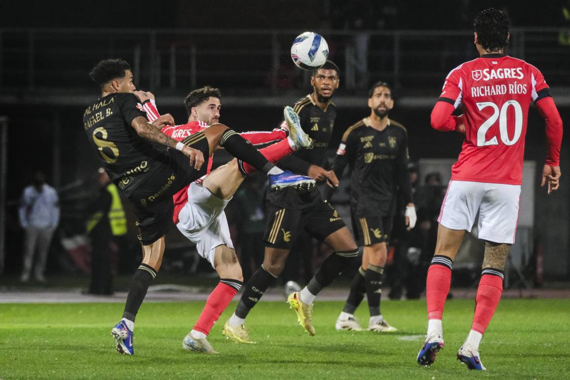 I Liga: Benfica falha aproximação ao FC Porto