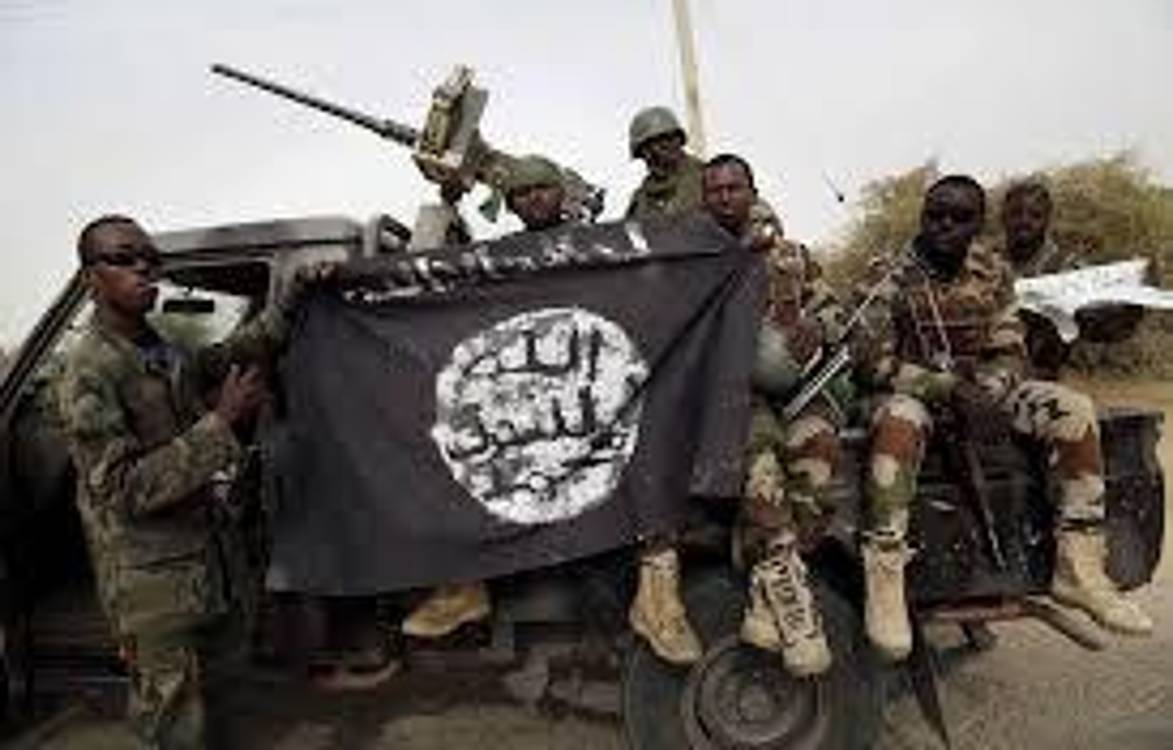 Terroristas do Boko Haram exigem resgate de 1 milhão de dólares para não executarem 416 nigerianas