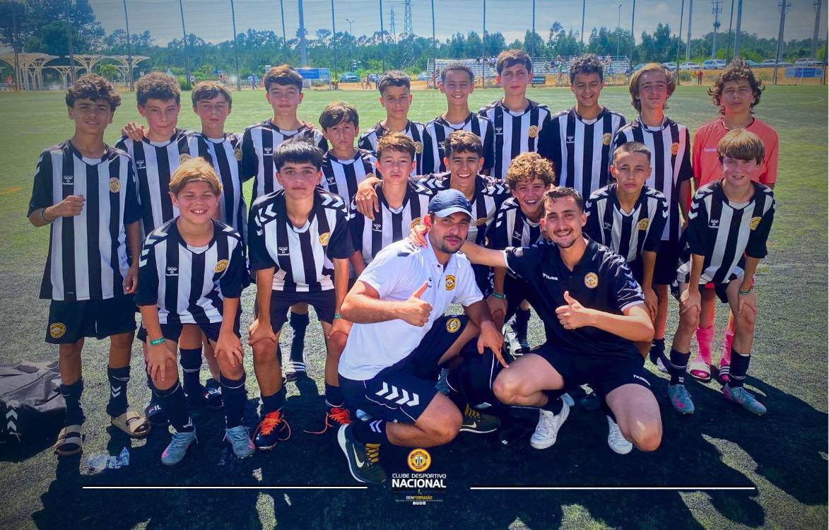 CD Nacional Sub-13 conquista torneio Footmania 2025 nas Caldas da Rainha
