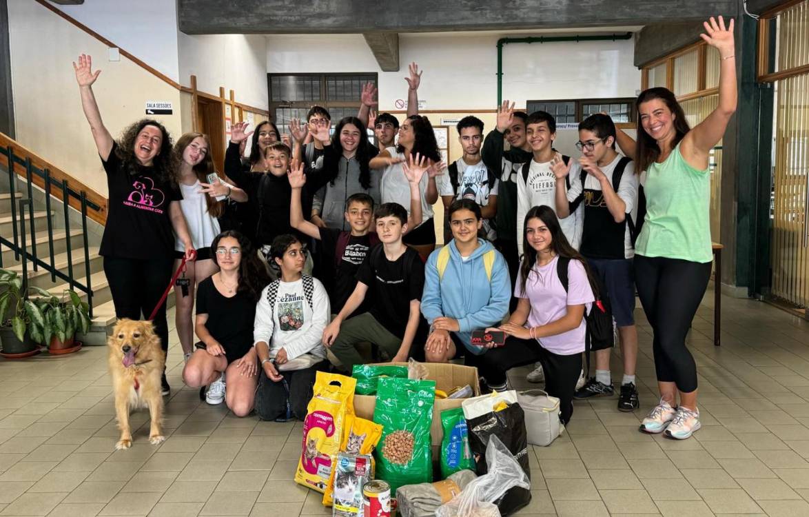 Alunos da “Gonçalves Zarco” sensibilizados para os direitos e bem-estar animal