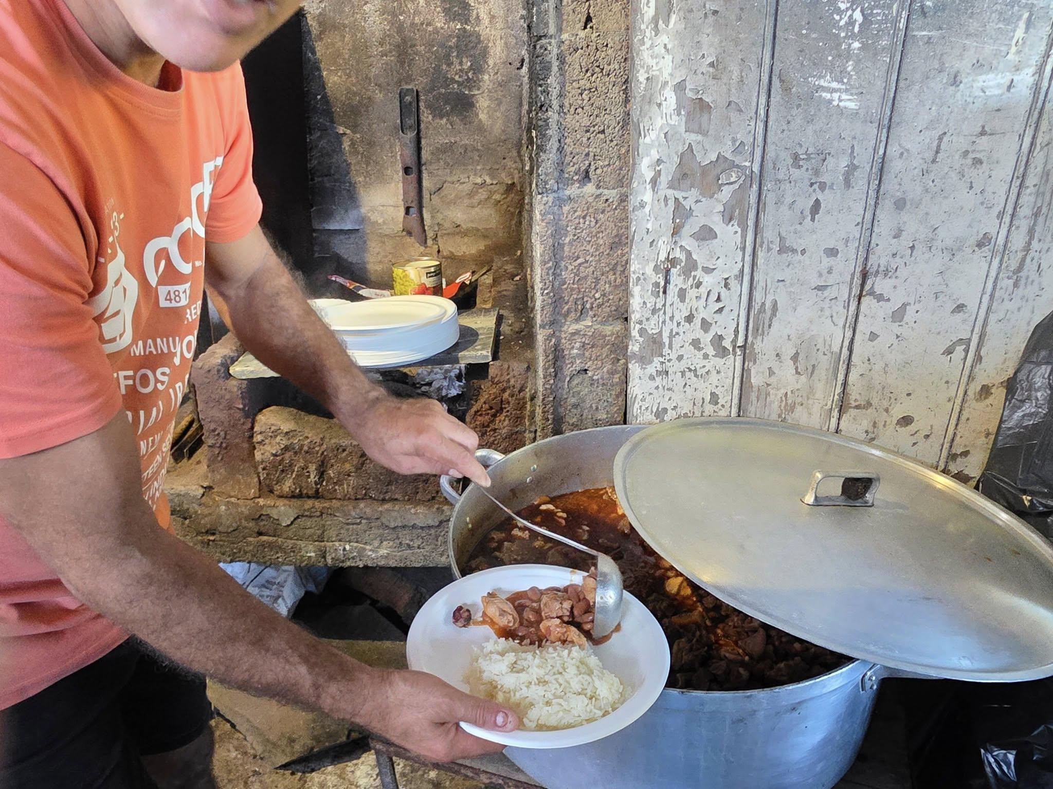 Caminho Real revive tradição do Pão-por-Deus no Porto da Cruz (com fotos)
