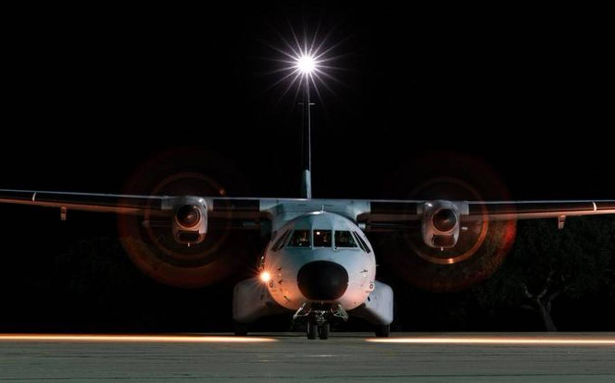 Força Aérea transporta doente do Porto Santa para a Madeira