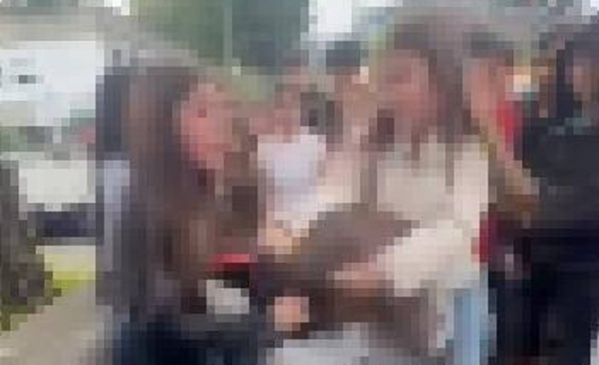 Filmadas agressões entre duas jovens à porta de escola no Funchal
