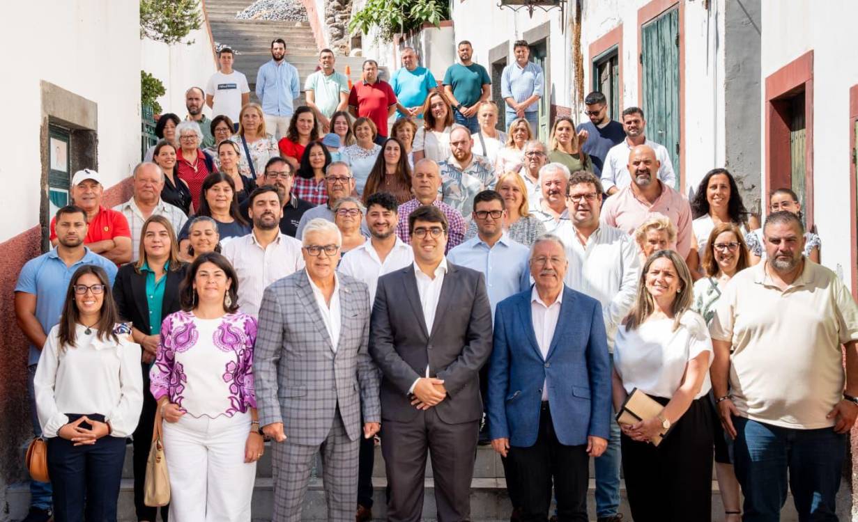 Olavo Câmara promete continuar e reforçar trabalho do PS no Porto Moniz