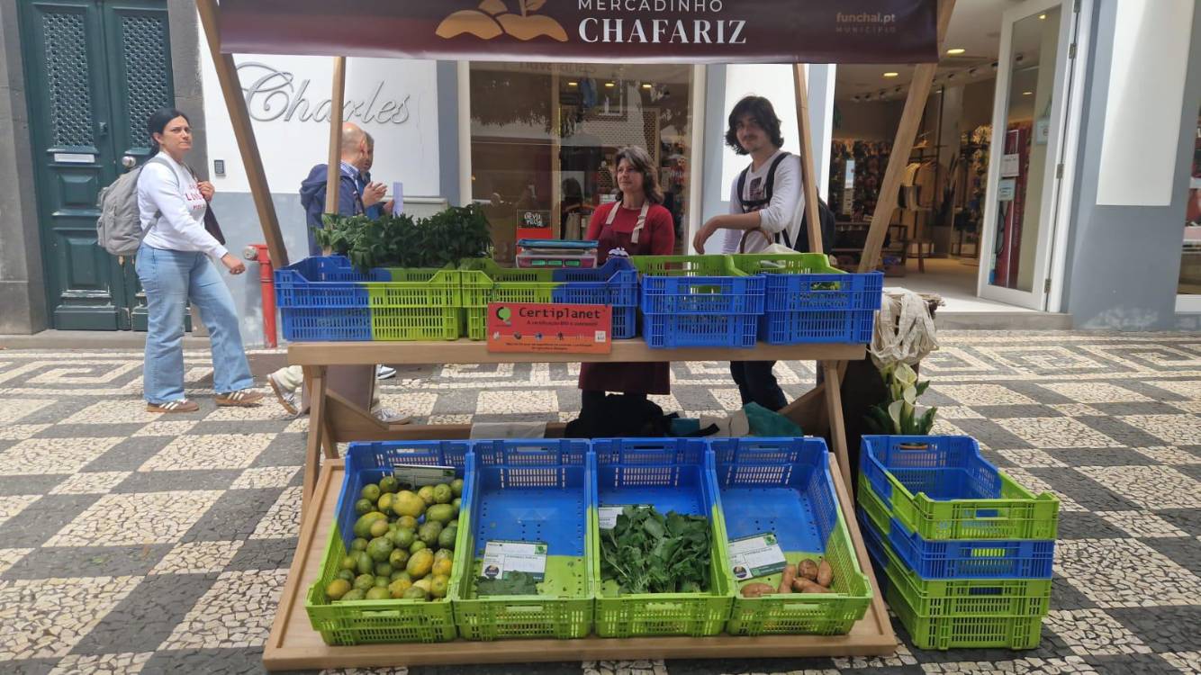 Produtores satisfeitos com o ‘Mercadinho do Chafariz’