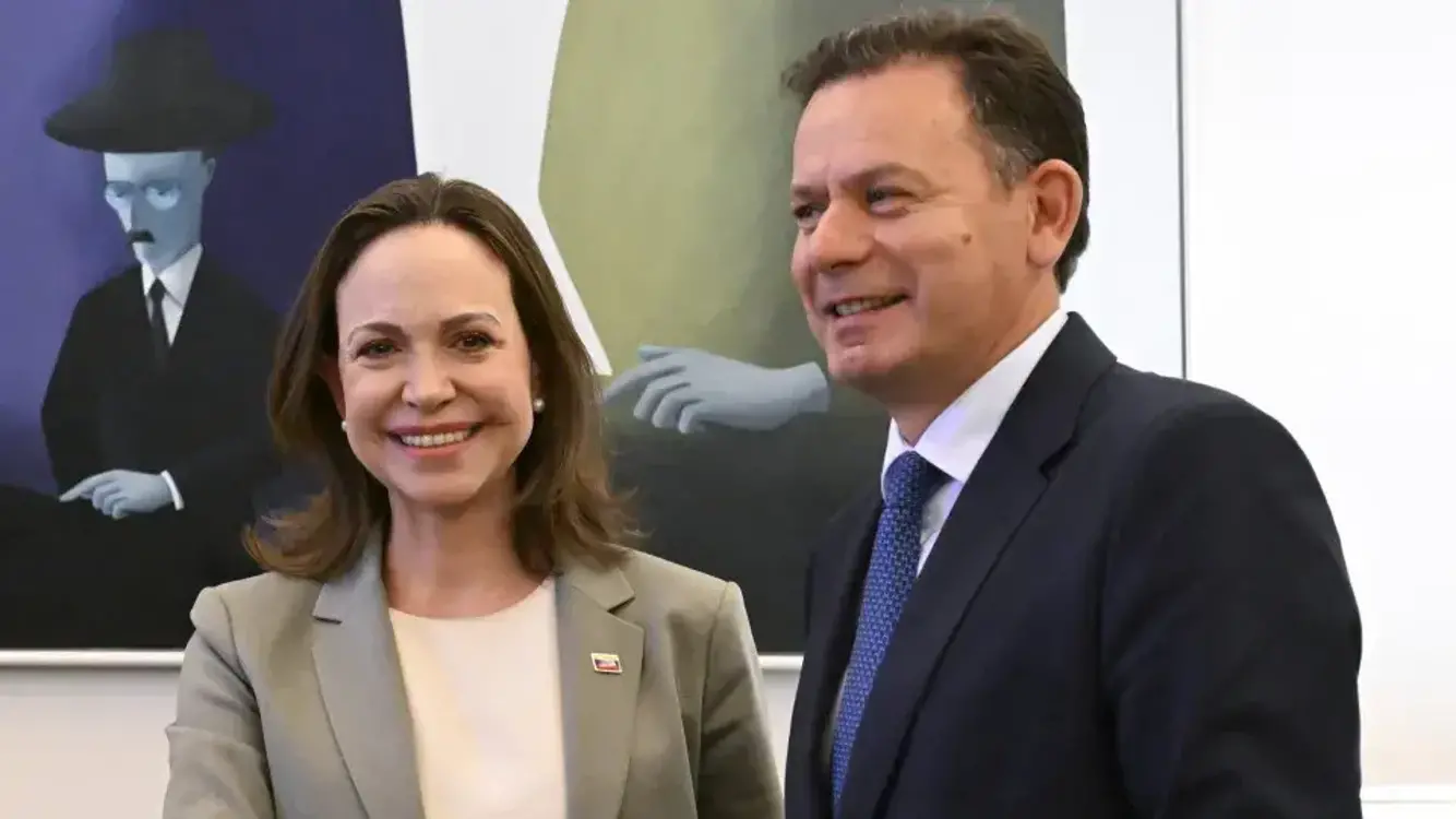 Montenegro e Corina reunidos: “Falámos na libertação de presos políticos”