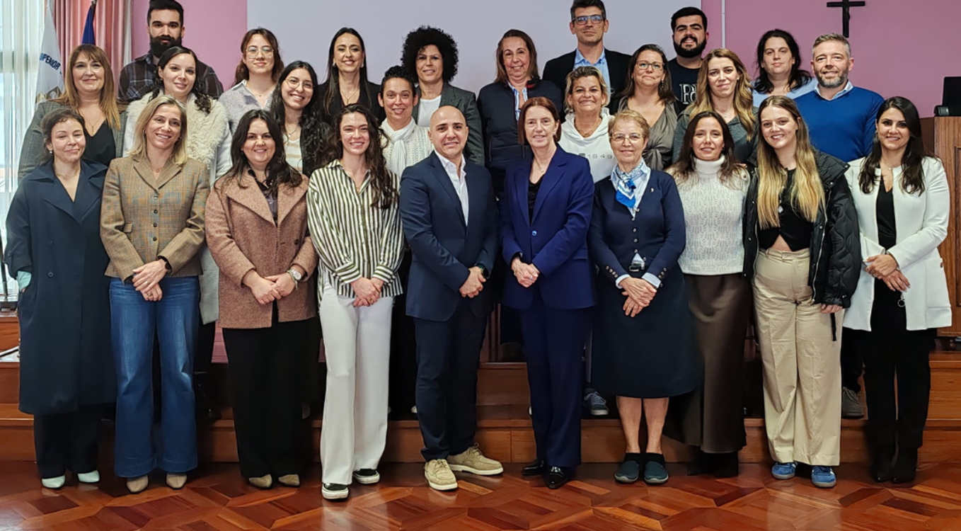 Escola São José de Cluny congratula 23 enfermeiros pela conclusão de Pós-Graduação em Gestão de Serviços de Saúde