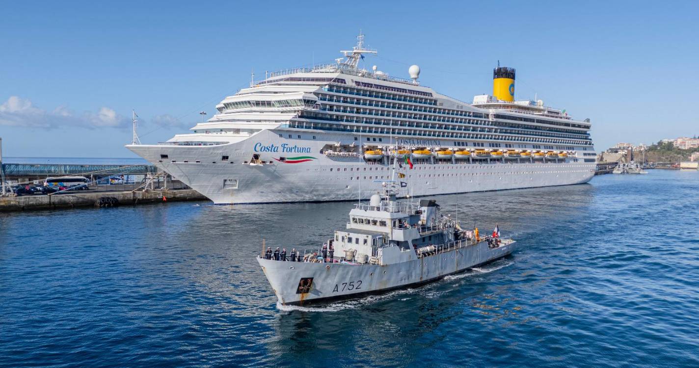 ‘Costa Fortuna’ enriquece Porto do Funchal (com fotos)