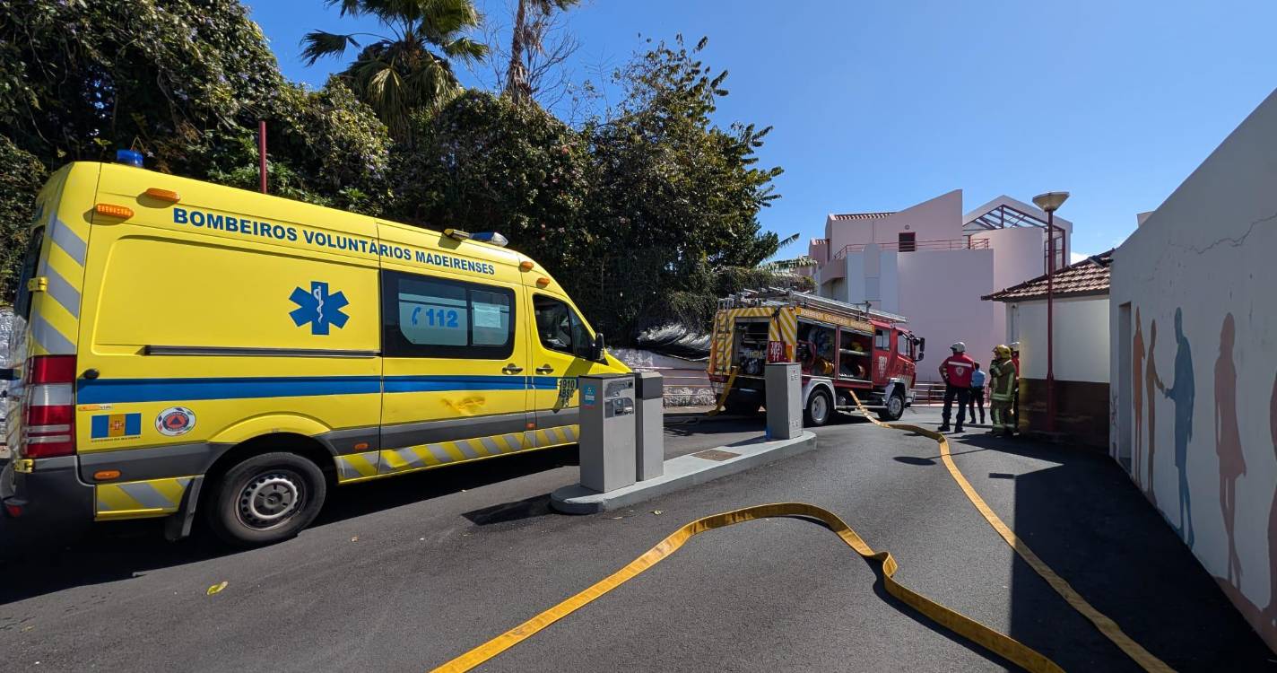 Simulacro na Escola da APEL envolveu cerca de 1.000 pessoas (com fotos)