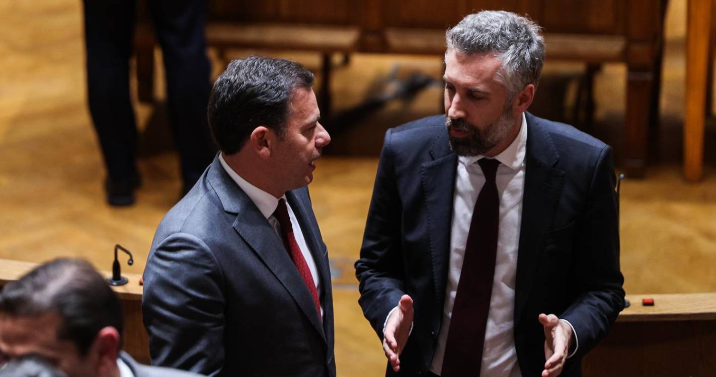 PSD e PS chegam a acordo para presidência repartida na Assembleia da República