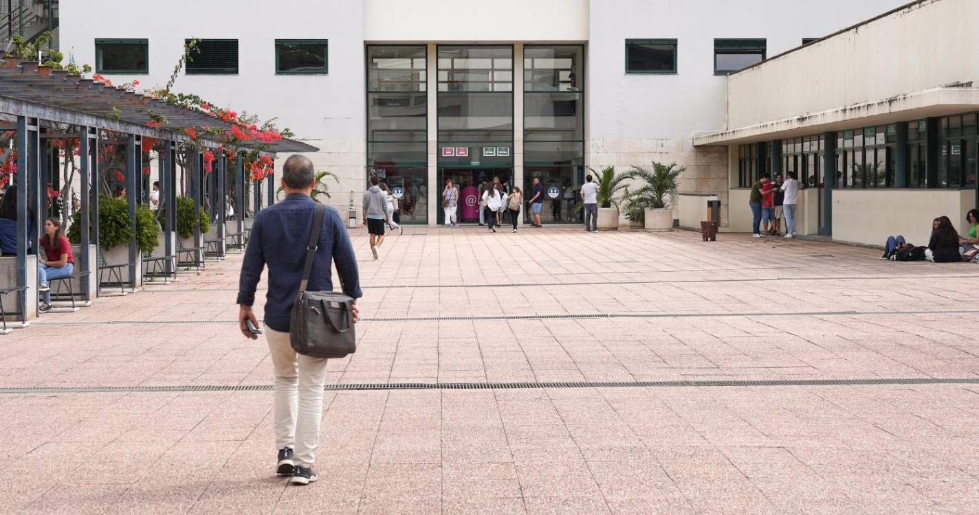 Antigos estudantes da UMa distinguidos pelo percurso profissional e conduta cívica