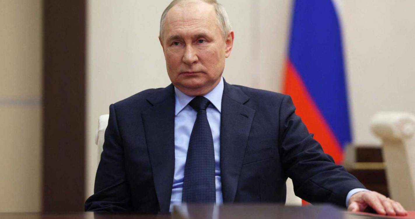 Eleições na Rússia arrancam hoje com Putin sem oposição no caminho para quinto mandato