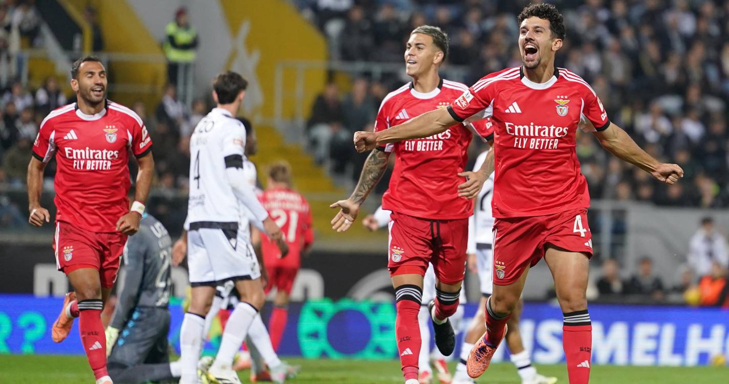 I Liga: Benfica vence em Guimarães e continua perseguição aos da frente