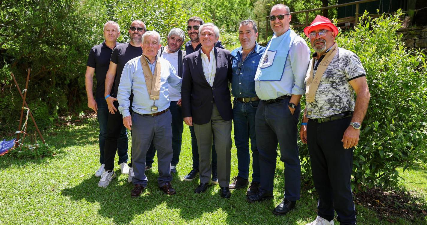 Capítulo da Confraria Enogastronómica encerrou com recriação do panelo no Chão da Ribeira (com fotos)