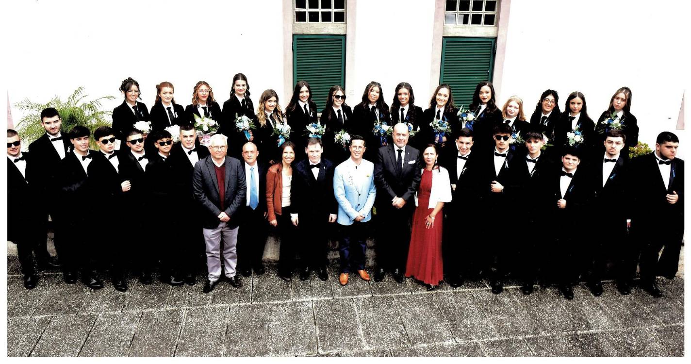 Finalistas de São Vicente benzeram as capas