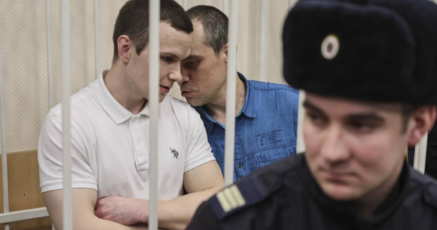 Antigos advogados de Navalny condenados a penas de prisão na Rússia