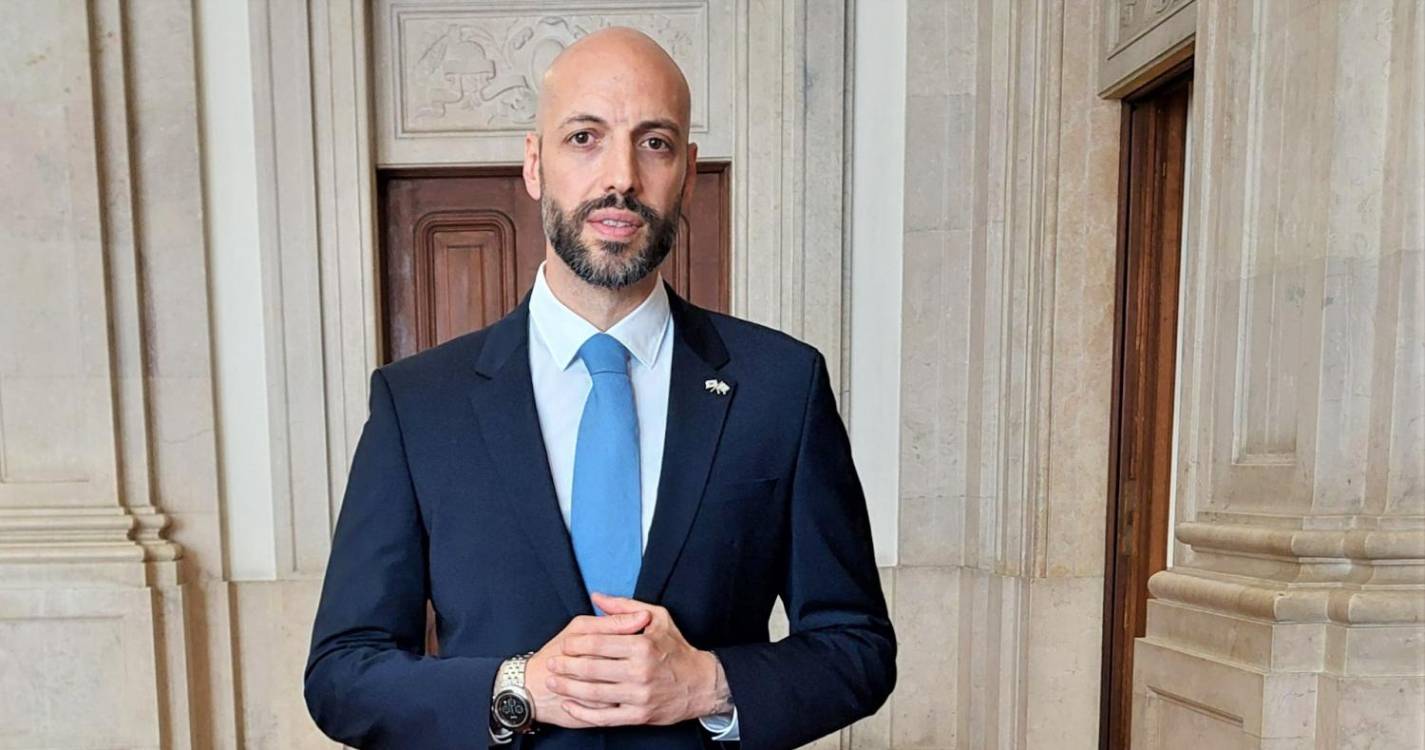 Francisco Gomes acusa União Europeia de destruir pescas e agricultura