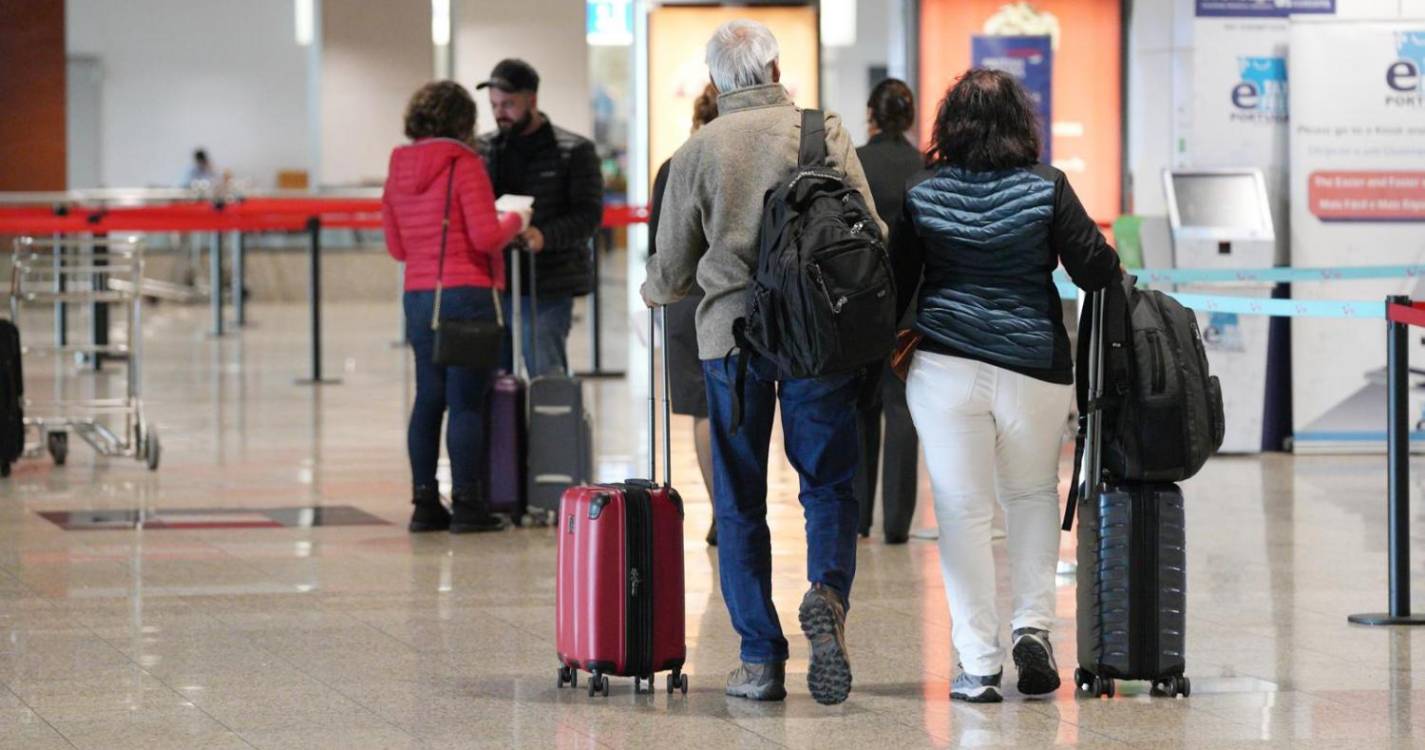 Movimento de passageiros nos aeroportos da RAM aumentou 2,1%