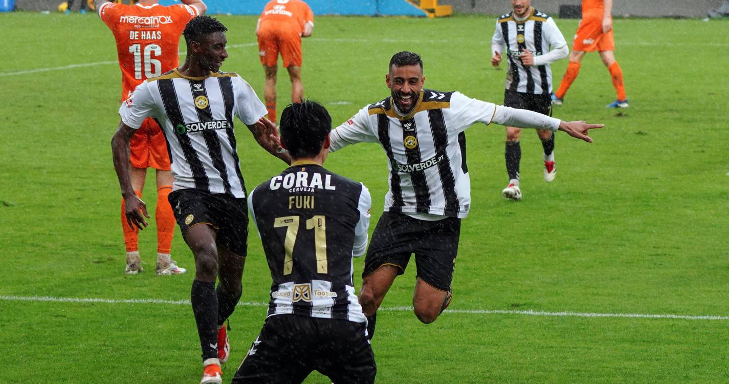 I Liga: Duas alterações no onze do Nacional para jogo com o Benfica