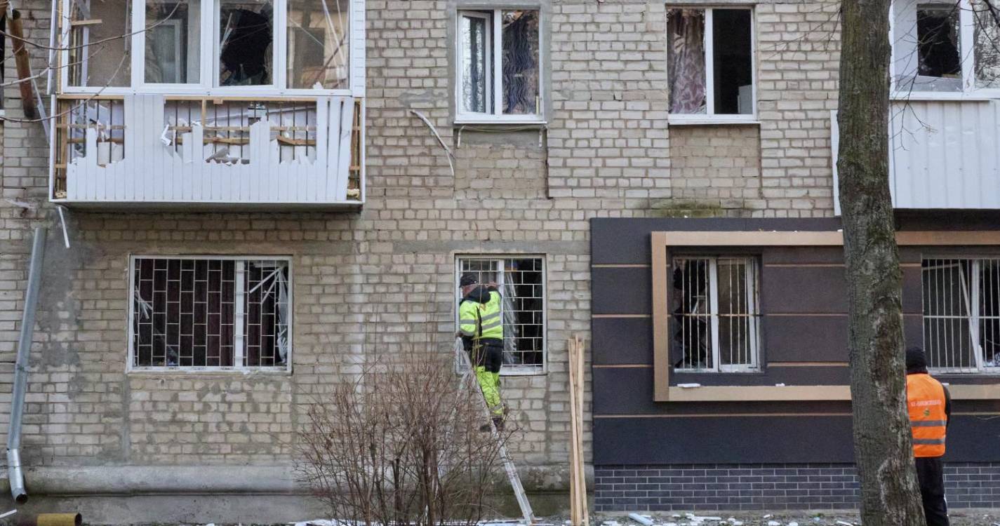 Rússia lança 28 ‘drones’ e mísseis contra a Ucrânia