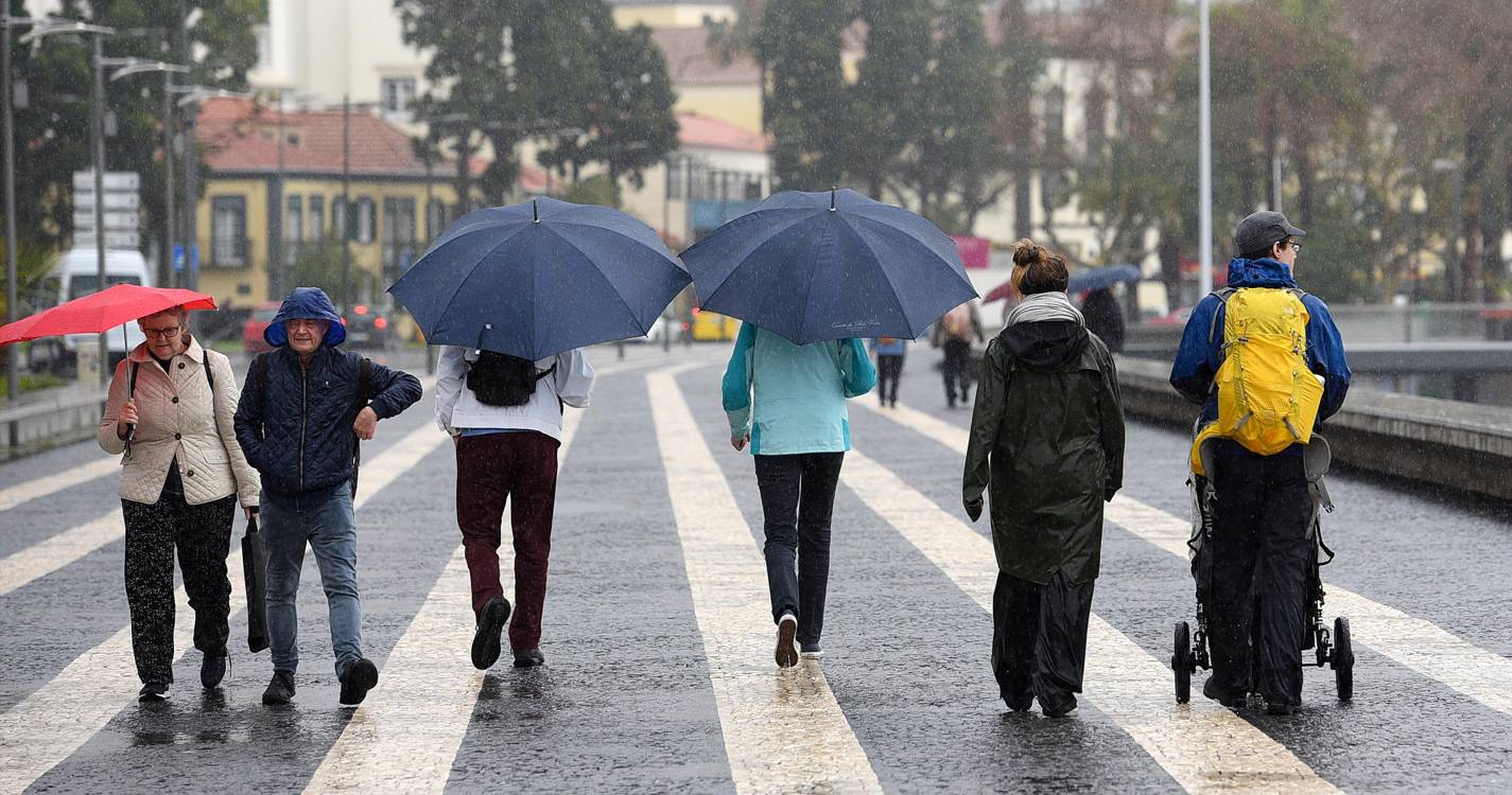 Proteção Civil alerta população para condições meteorológicas adversas