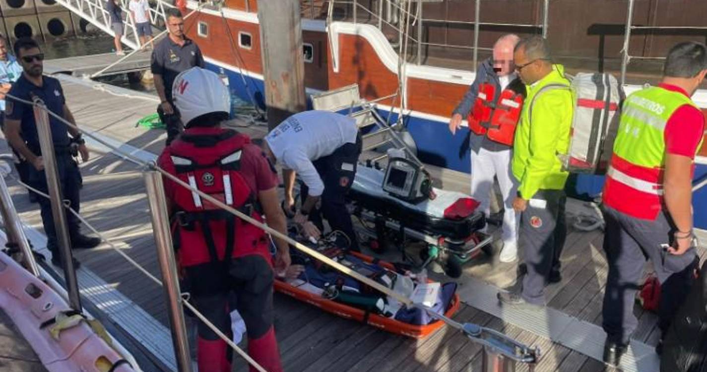 Homem resgatado de navio de cruzeiro após paragem cardiorrespiratória