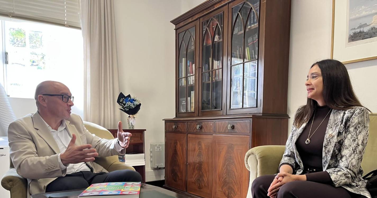 Região reforça apoio às Damas Portuguesas de Caracas