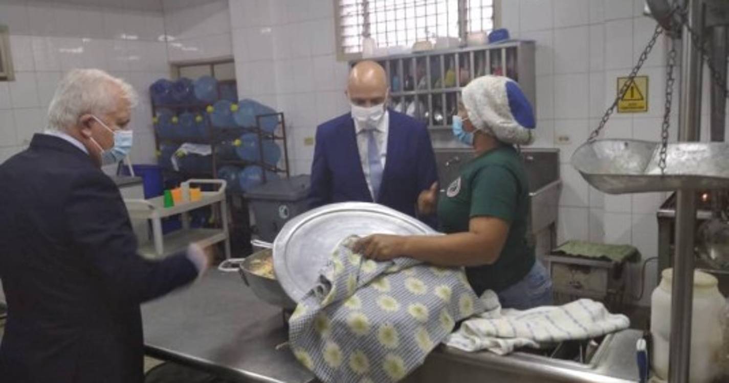 Paulo Cafôfo reunido com a comunidade portuguesa de Aragua (com fotos)