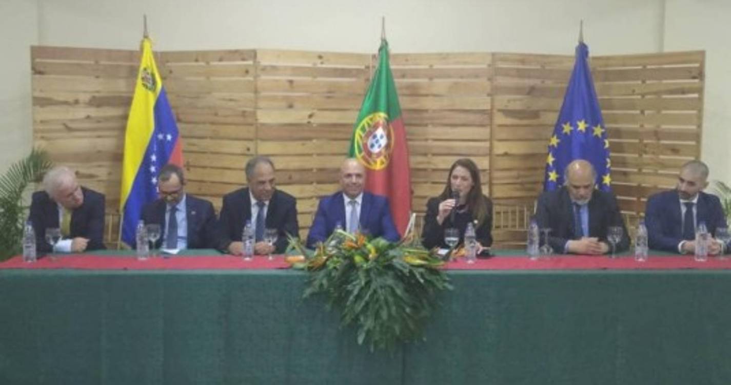 Paulo Cafôfo reunido com a comunidade portuguesa de Aragua (com fotos)