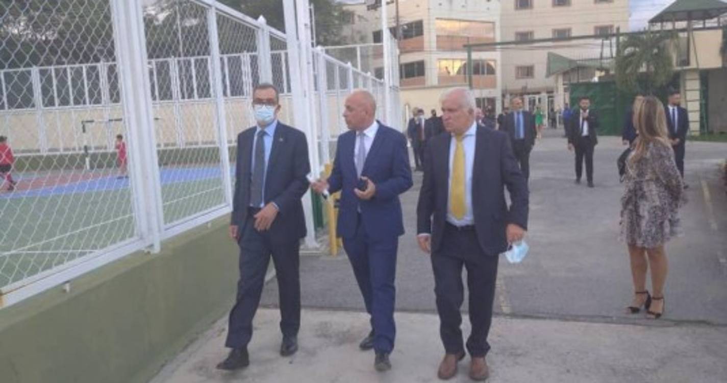 Paulo Cafôfo reunido com a comunidade portuguesa de Aragua (com fotos)