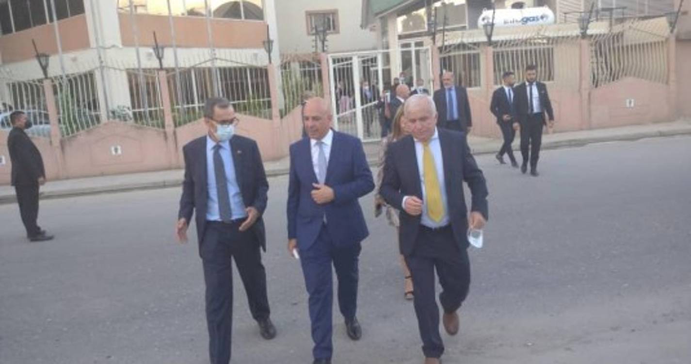 Paulo Cafôfo reunido com a comunidade portuguesa de Aragua (com fotos)