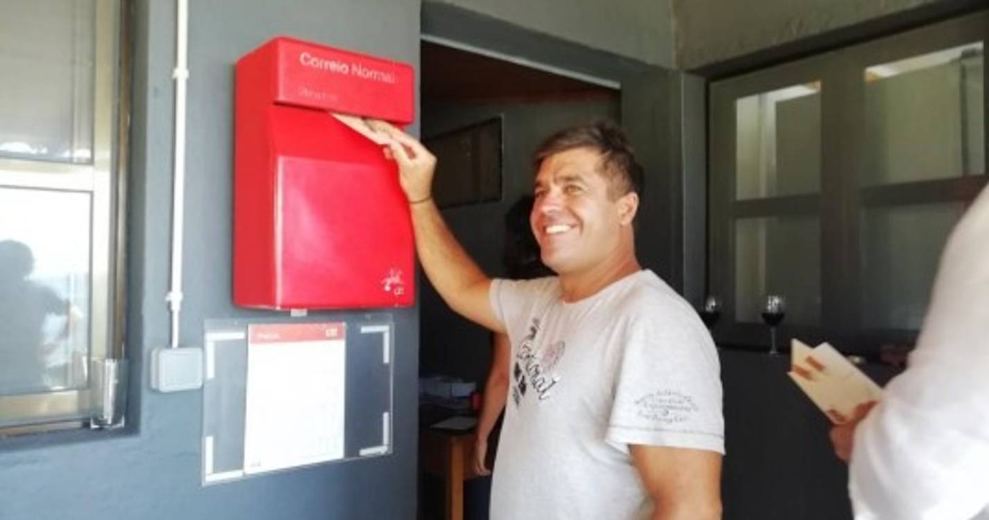 Homenagem na Selvagem (em) Grande