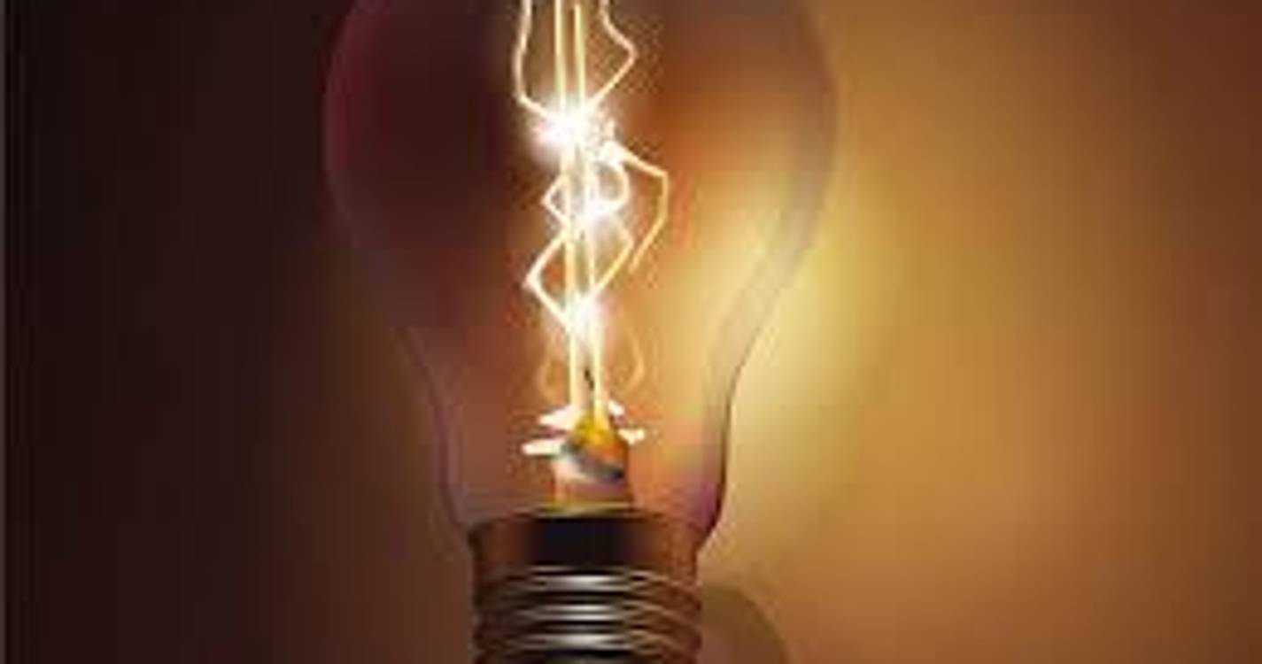 Preço da eletricidade no mercado regulado sobe 1% a partir de janeiro