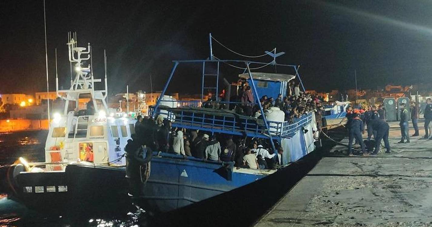 Mais de 600 migrantes chegam a Itália em pouco mais de 24 horas